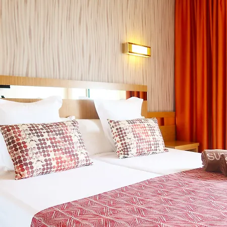 Sumus Stella And 4s Adults Recommended 4*