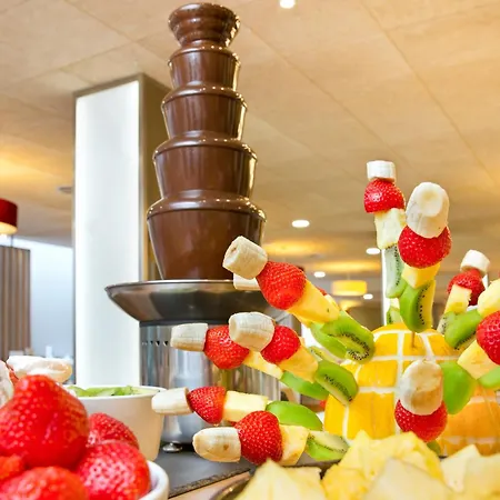 מלון Sumus Stella And 4s Adults Recommended 4*