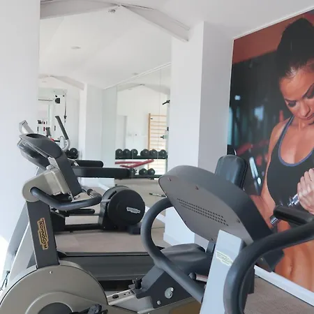 מלון Sumus Stella And 4s Adults Recommended